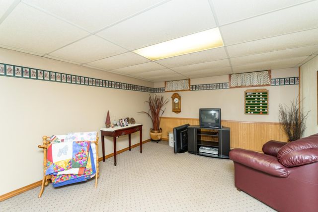 978 17th Street SE, Rochester, MN 55904