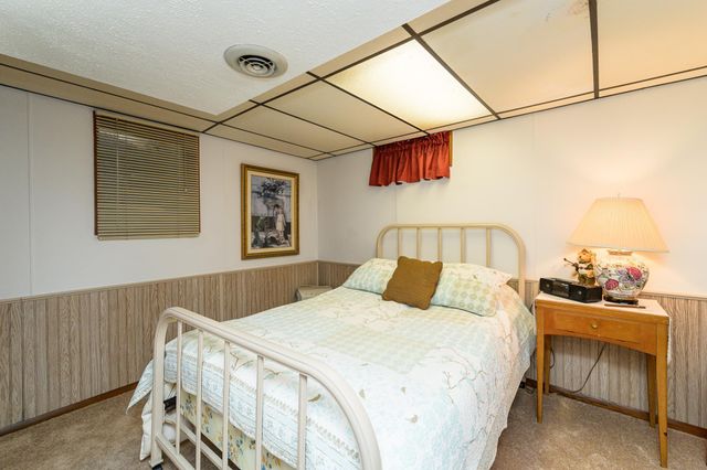 978 17th Street SE, Rochester, MN 55904