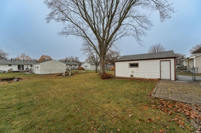 978 17th Street SE, Rochester, MN 55904