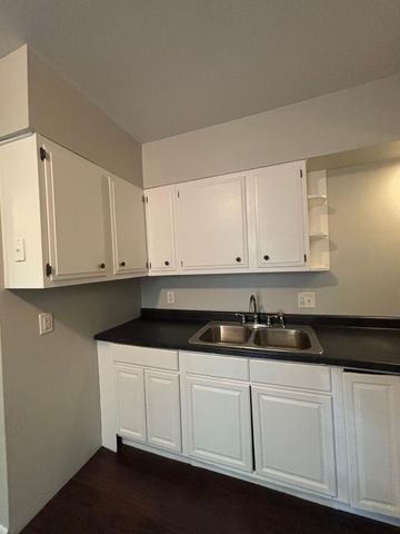 1092 Edgerton Street, Saint Paul, MN 55130