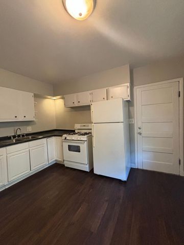 1092 Edgerton Street, Saint Paul, MN 55130