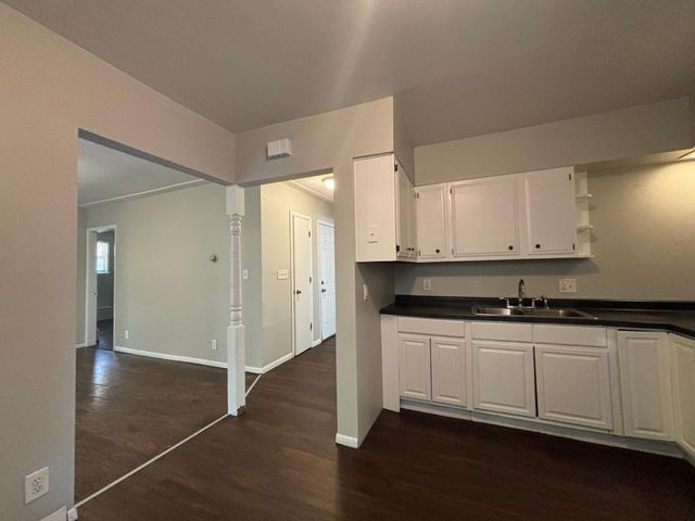 1092 Edgerton Street, Saint Paul, MN 55130