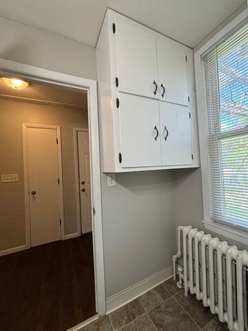 1092 Edgerton Street, Saint Paul, MN 55130