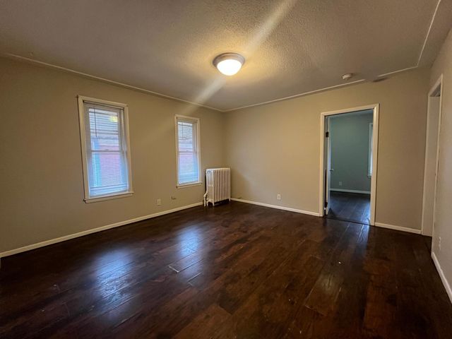 1092 Edgerton Street, Saint Paul, MN 55130