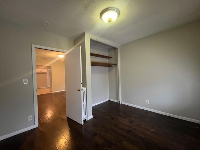 1092 Edgerton Street, Saint Paul, MN 55130