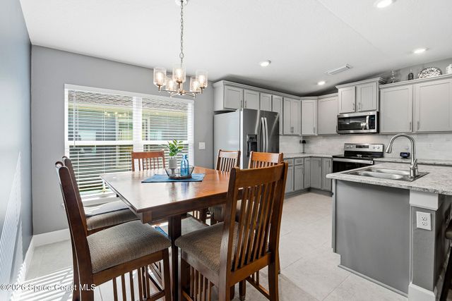 1061 Canfield Circle SE, Palm Bay, FL 32909