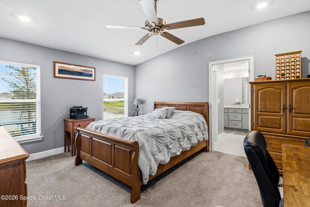 1061 Canfield Circle SE, Palm Bay, FL 32909