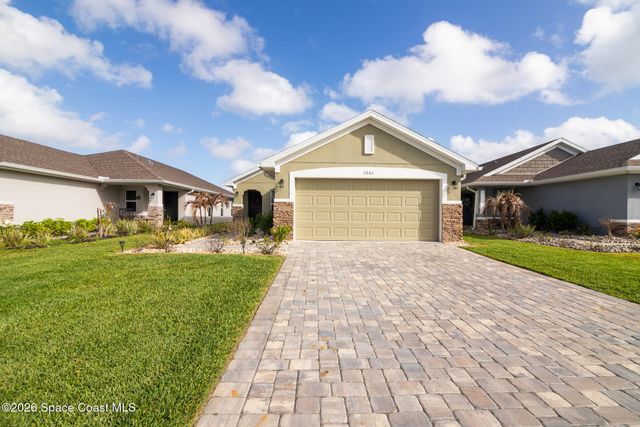 1061 Canfield Circle SE, Palm Bay, FL 32909