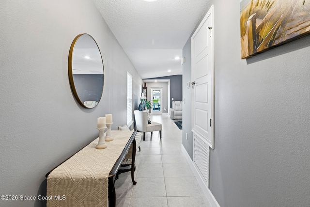 1061 Canfield Circle SE, Palm Bay, FL 32909