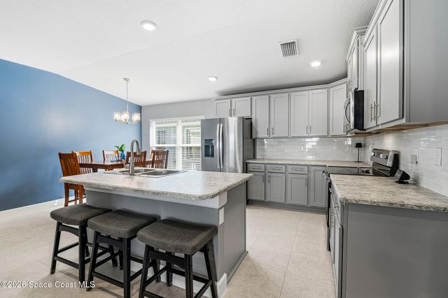 1061 Canfield Circle SE, Palm Bay, FL 32909