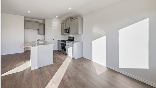 766 Hart Leaf Lane, Lavon, TX 75166