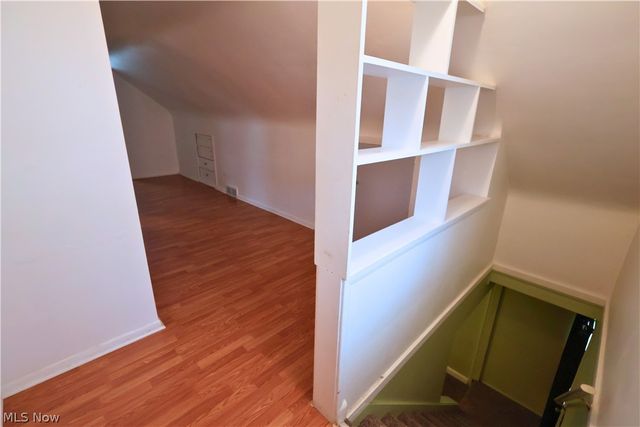 842 Grant Avenue, Cuyahoga Falls, OH 44221