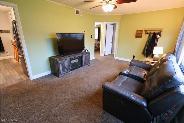 842 Grant Avenue, Cuyahoga Falls, OH 44221