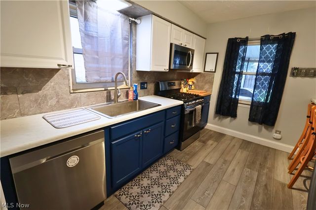 842 Grant Avenue, Cuyahoga Falls, OH 44221