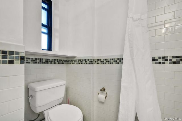 150-29 72nd Road 4H, Flushing, NY 11367