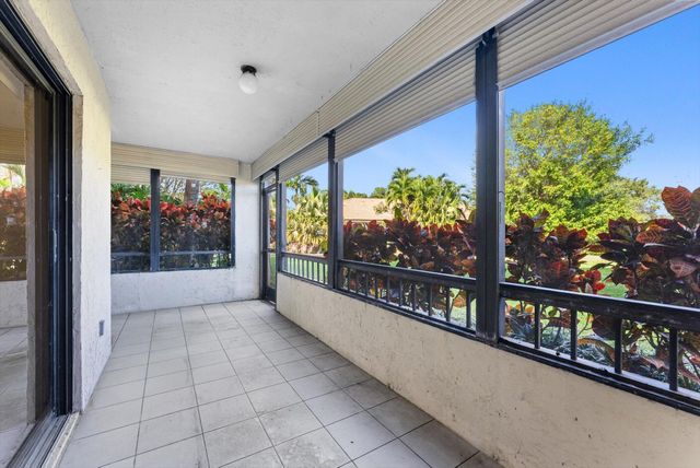 7507 La Paz Boulevard N101, Boca Raton, FL 33433