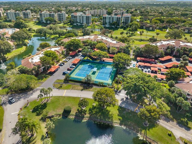 7507 La Paz Boulevard N101, Boca Raton, FL 33433