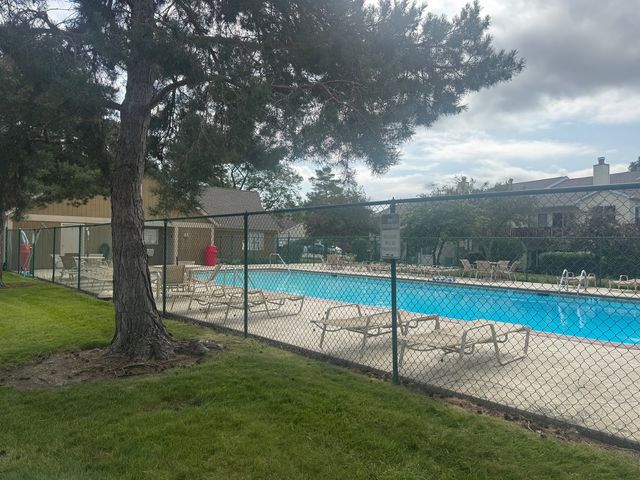 623 Mallard Court A1, Bartlett, IL 60103