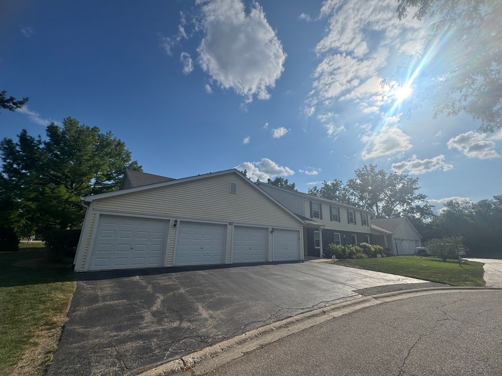 623 Mallard Court A1, Bartlett, IL 60103