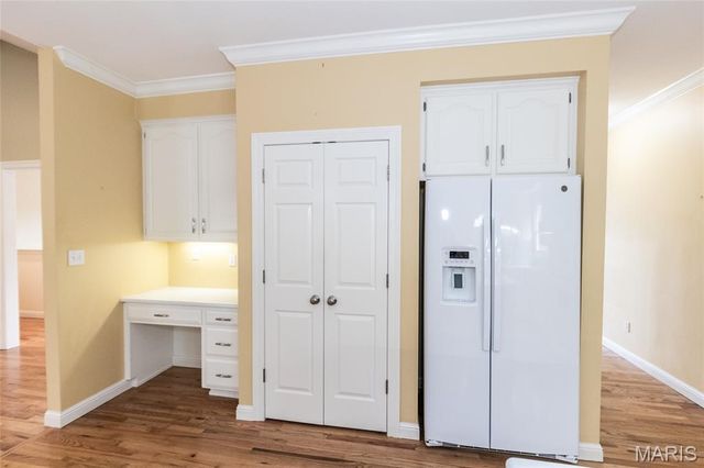 7917 Grantwood Cove Lane, Crestwood, MO 63123