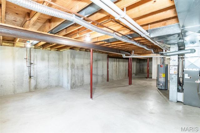 7917 Grantwood Cove Lane, Crestwood, MO 63123