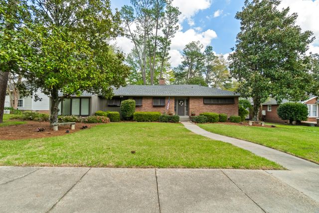 320 S 22nd Ave., Hattiesburg, MS 39401
