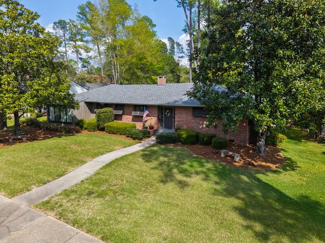 320 S 22nd Ave., Hattiesburg, MS 39401