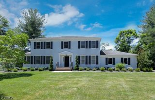 6 Dana Ct, South Brunswick Twp., NJ 08540