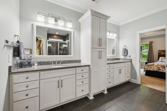 657 Josef Cir, Columbia, TN 38401