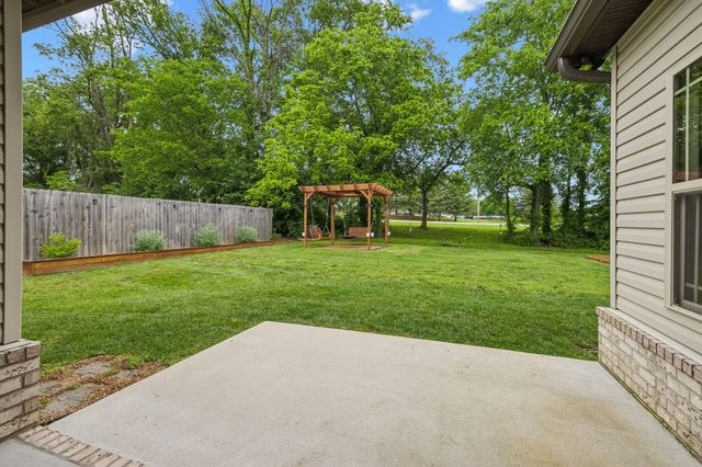 657 Josef Cir, Columbia, TN 38401