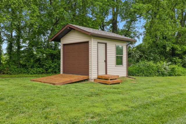 657 Josef Cir, Columbia, TN 38401