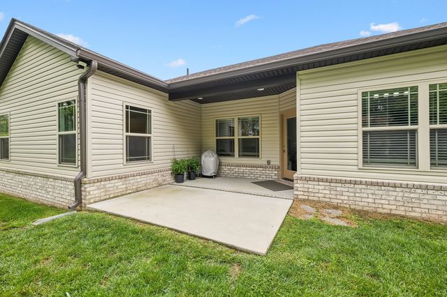 657 Josef Cir, Columbia, TN 38401
