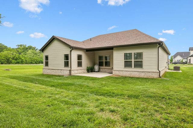 657 Josef Cir, Columbia, TN 38401