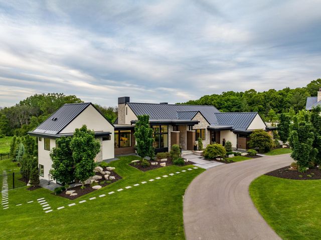 2828 Deer Hill Road, Medina, MN 55356