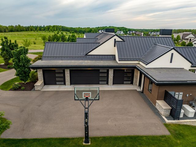2828 Deer Hill Road, Medina, MN 55356