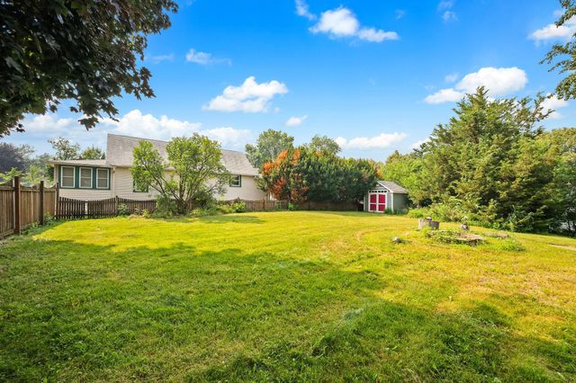 319 Annapolis Street E, West Saint Paul, MN 55118