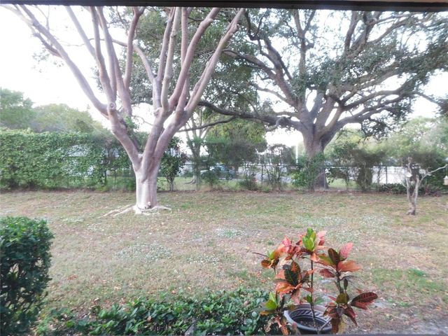 10195 Greentrail Drive, Boynton Beach, FL 33436