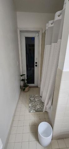 10195 Greentrail Drive, Boynton Beach, FL 33436