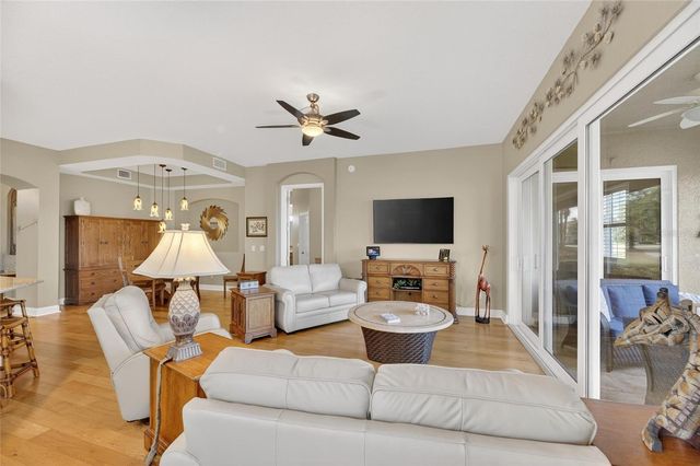 1351 EMERALD DUNES DRIVE 1351, Sun City Center, FL 33573