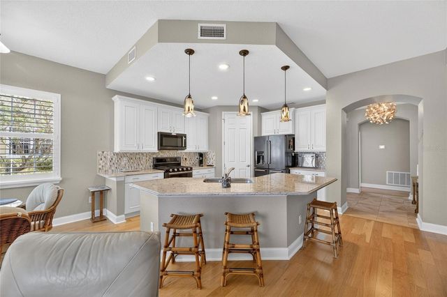 1351 EMERALD DUNES DRIVE 1351, Sun City Center, FL 33573