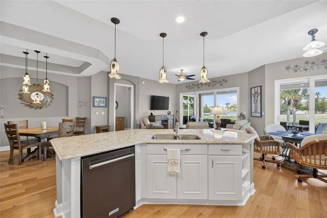 1351 EMERALD DUNES DRIVE 1351, Sun City Center, FL 33573