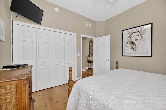 1351 EMERALD DUNES DRIVE 1351, Sun City Center, FL 33573
