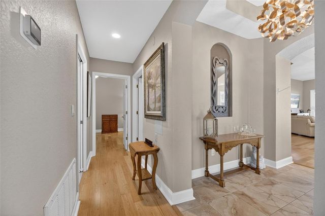 1351 EMERALD DUNES DRIVE 1351, Sun City Center, FL 33573