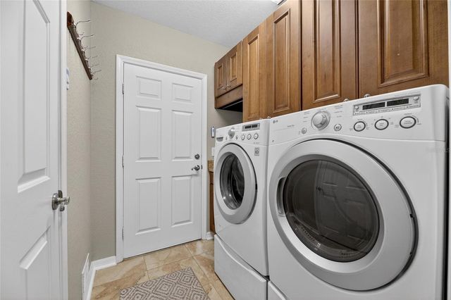 1351 EMERALD DUNES DRIVE 1351, Sun City Center, FL 33573