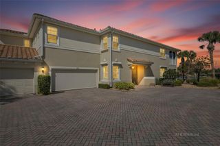 1351 EMERALD DUNES DRIVE 1351, Sun City Center, FL 33573
