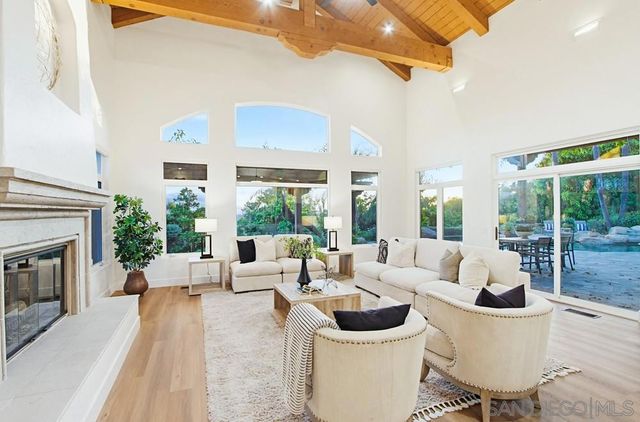 3993 Peony Dr., Fallbrook, CA 92028