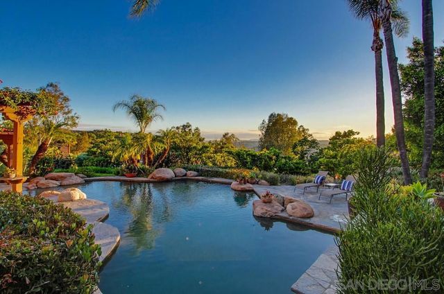 3993 Peony Dr., Fallbrook, CA 92028