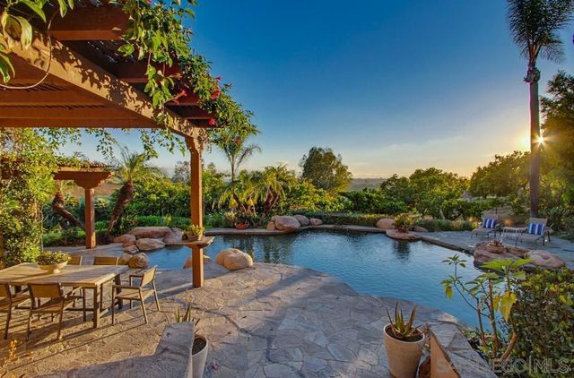 3993 Peony Dr., Fallbrook, CA 92028