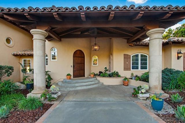 3993 Peony Dr., Fallbrook, CA 92028