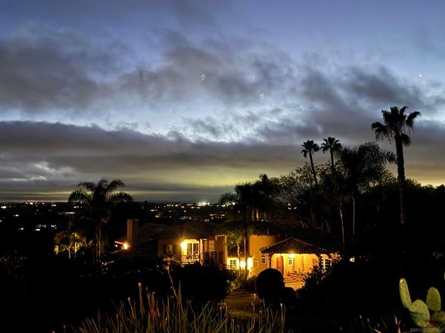 3993 Peony Dr., Fallbrook, CA 92028